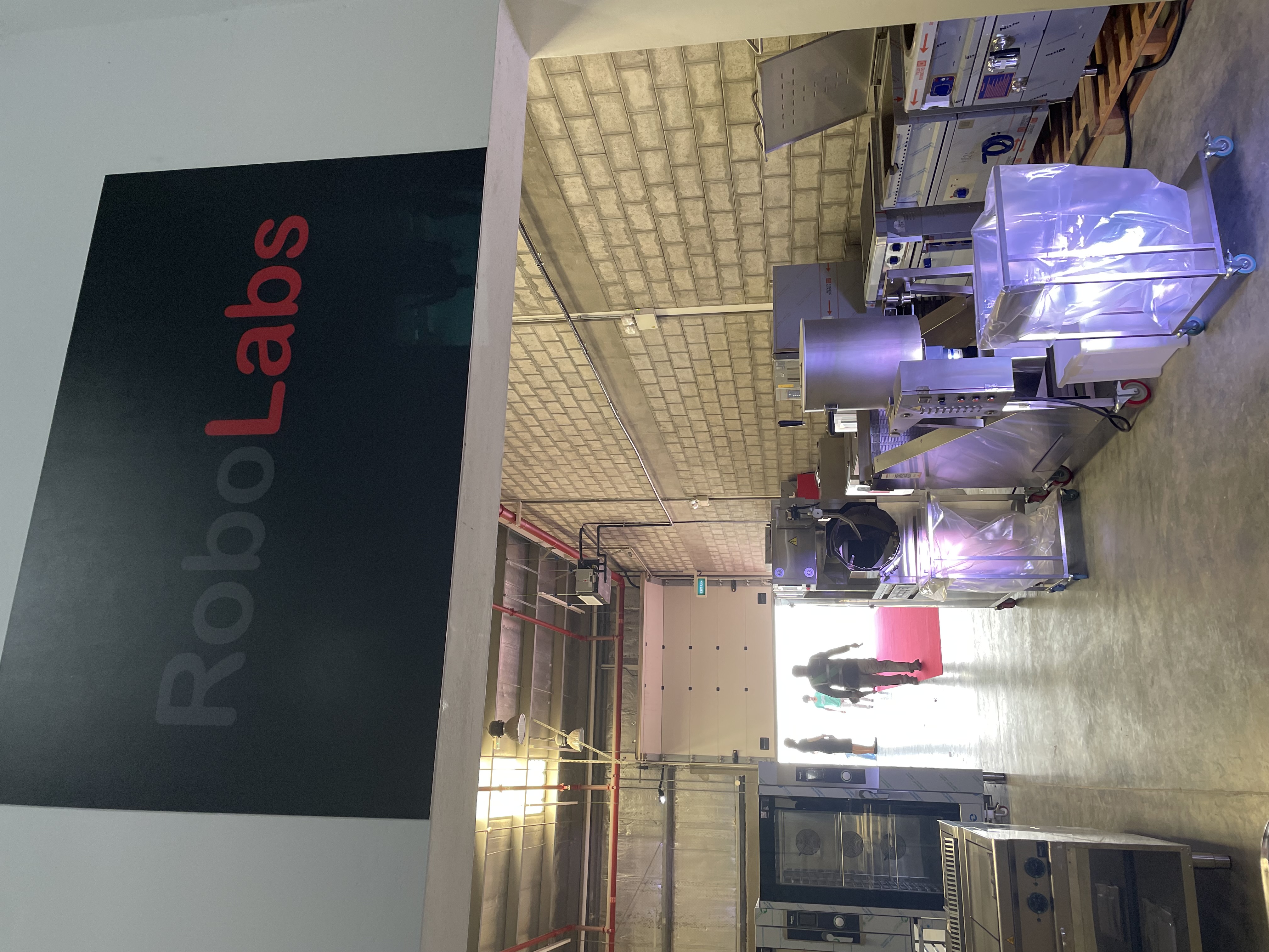New RoboLabs Showroom in UAE, DUBAI is open